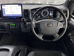 ハイエースV S-GLダークP2