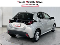 ヤリス ハイブリッド X