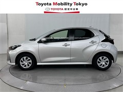 ヤリス ハイブリッド X