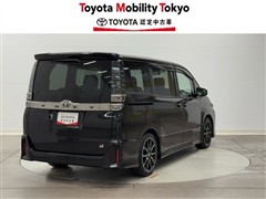 ヴォクシー ZS GRスポーツ