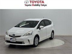 プリウスアルファ S