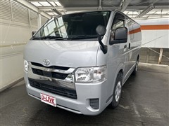 ハイエースバン