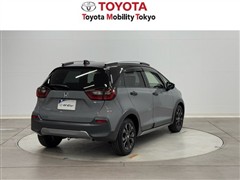 フィット E:HEV クロスター