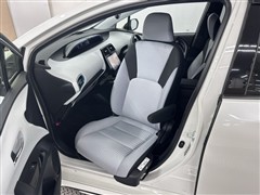 プリウスAジョシュセキカイテンB