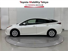 プリウス Sセーフティープラス