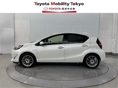 アクア Sスタイルブラック