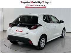 ヤリス ハイブリッド X