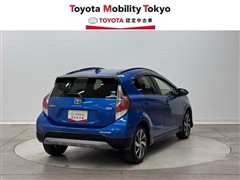 アクア X-アーバン ソリッド