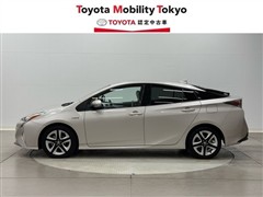 プリウス A プレミアムツーリング