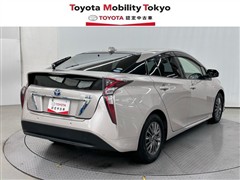 プリウス Sセーフティープラス