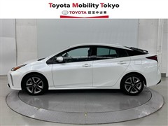 プリウス A プレミアムツーリング