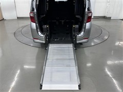 アルファード240S スロープ2