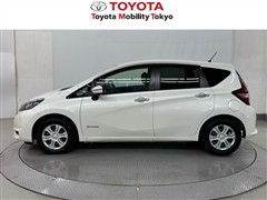 ノート E-パワー X