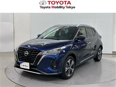日産　キックス X FOUR