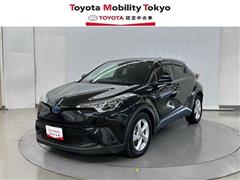 トヨタ　C-HR ハイブリッドS