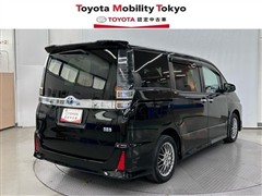 ヴォクシーHV ZSキラメキ3