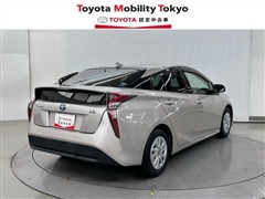 プリウス Sセーフティープラス