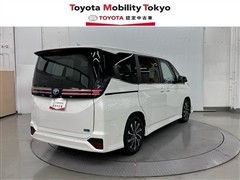 ヴォクシー HV S-Z