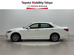 クラウンHV アスリートS Four