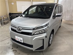 ヴォクシー X