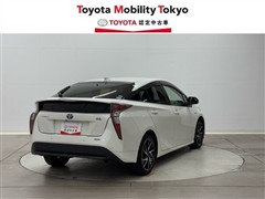 プリウス Sセーフティプラス