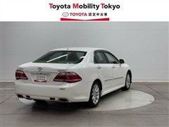 クラウン ロイヤルサルーンアニバーサリ