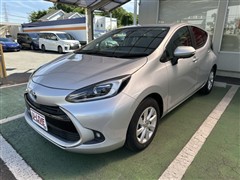 トヨタ　アクア Z