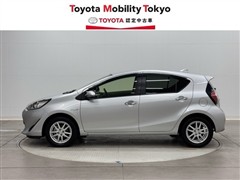 アクア S スタイルブラック