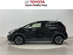 フィット E:HEV クロスター