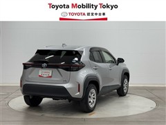 ヤリスクロス ハイブリッド X