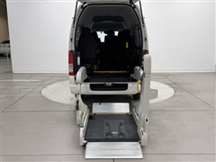 ハイエースV ウェルキャブクルマイスB