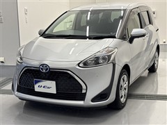 トヨタ　シエンタHVGセーフティーエディション