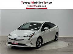 トヨタ プリウス A ツーリングセレクション
