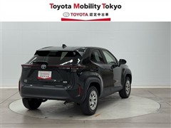 ヤリスクロス HV X