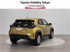 ヤリスクロス HV X