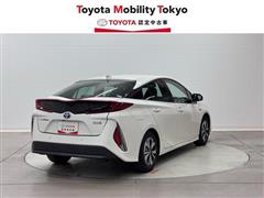 プリウスPHV A