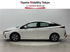 プリウスPHV A