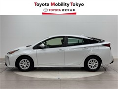 プリウス Sセーフティプラス 2