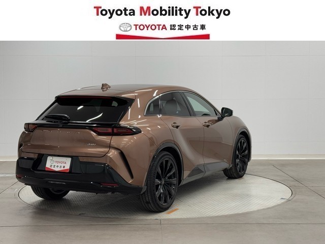 クラウン スポーツ HV Z（0360170H36149）の中古車 | トヨタ認定中古車