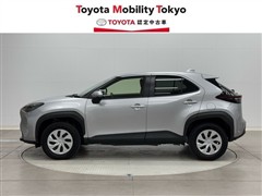 ヤリスクロスHV X