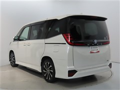 ノアHV 1.8S-Z 7ニンノリ