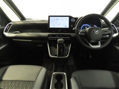 ノアHV 1.8S-Z 7ニンノリ