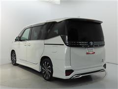 ヴォクシーHV 1.8S-Z 7ニン