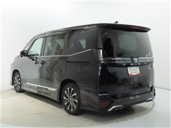 ヴォクシーHV 1.8S-Z 7ニン