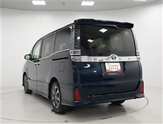 ヴォクシー 2.0ZSキラメキ3