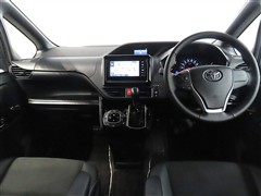 ノア 2.0Si WxB 7ニンノリ