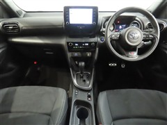 ヤリスクロス 1.5GRスポーツ