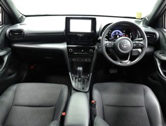 ヤリスクロスHV 1.5Z