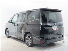 ヴォクシーHV 1.8S-Z 7ニン