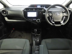 アクア 1.5S スタイルブラック